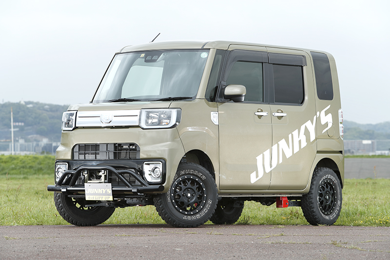 リフトアップキット Junky S 新車 中古車販売 認証工場を完備 板金 塗装 修理等お車の事は全てお任せ